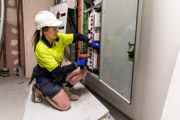 Best Electrical Troubleshooting Services  in Greenfield, IL