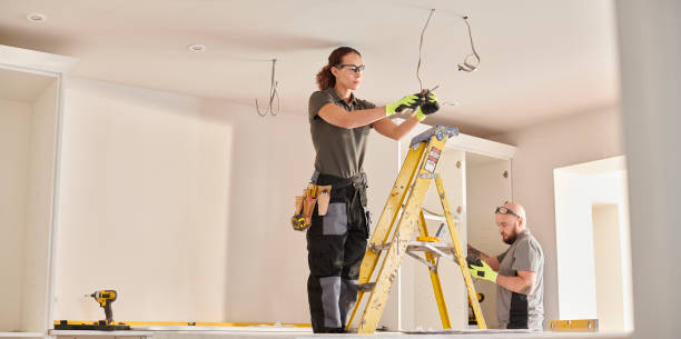 Best Emergency Electrical Repair  in Greenfield, IL